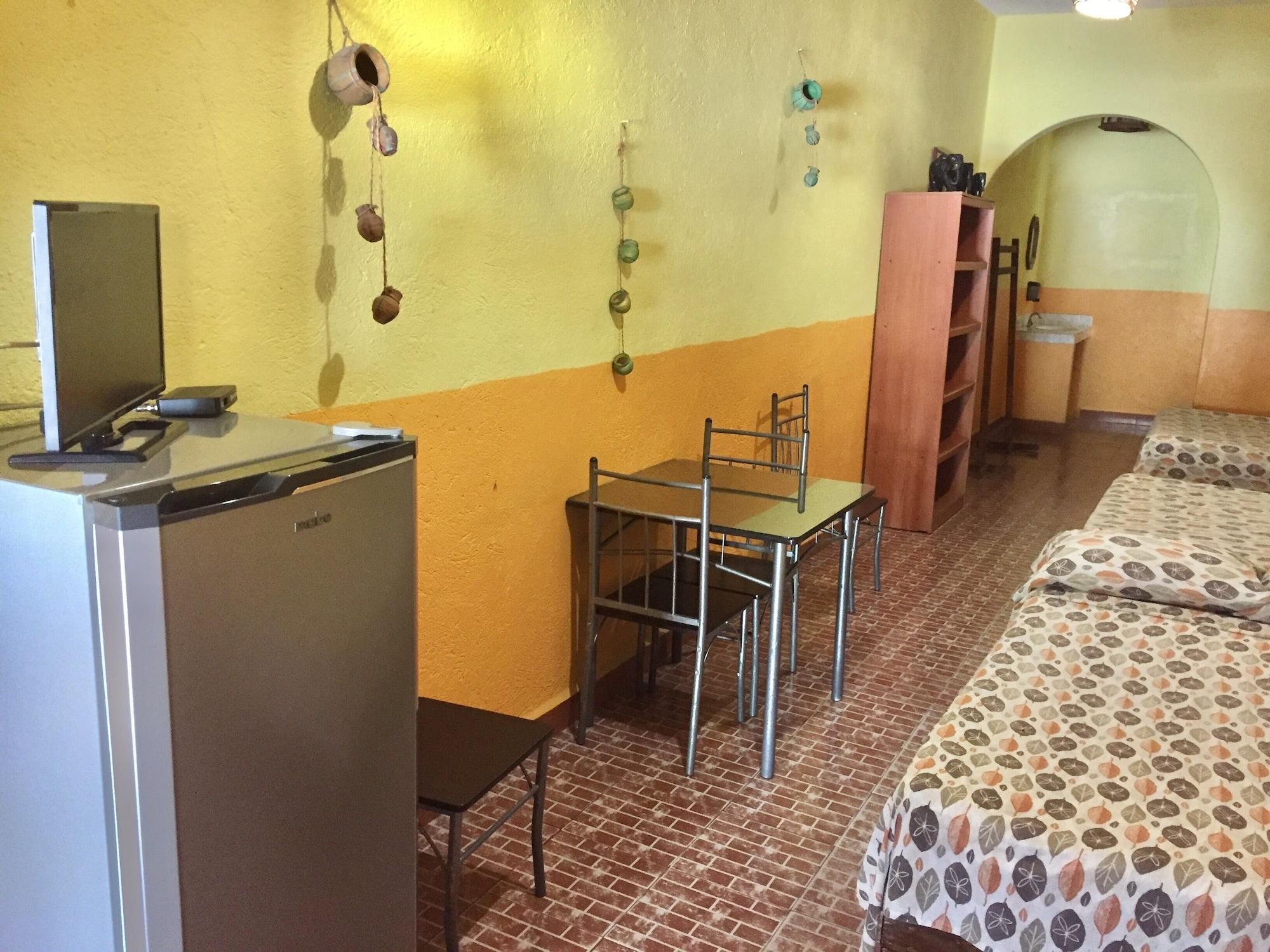 Hotel Las Salinas Сиуатанехо Экстерьер фото